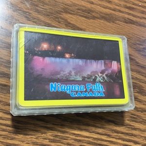 Vintage Niagara Falls Playing Cards in Plastic Case